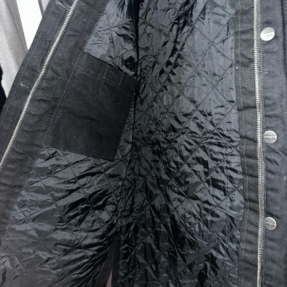 Carhartt Black Heavy Quilted Insulated Duck Jacket NWT; NEVER WORN - Picture 8 of 12